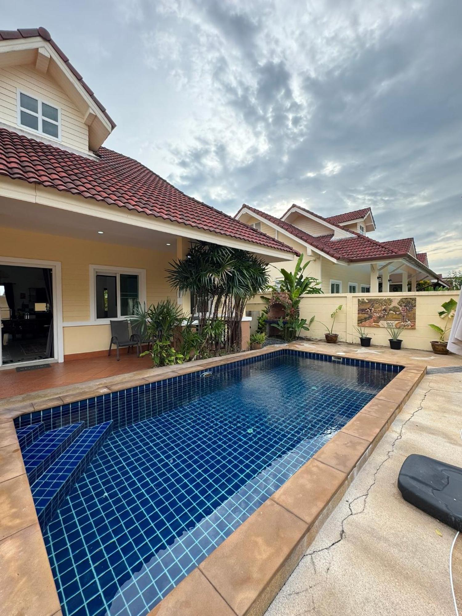 Relax Private Pool Villas - 4 Bedroom Villas Ao Nang Eksteriør bilde