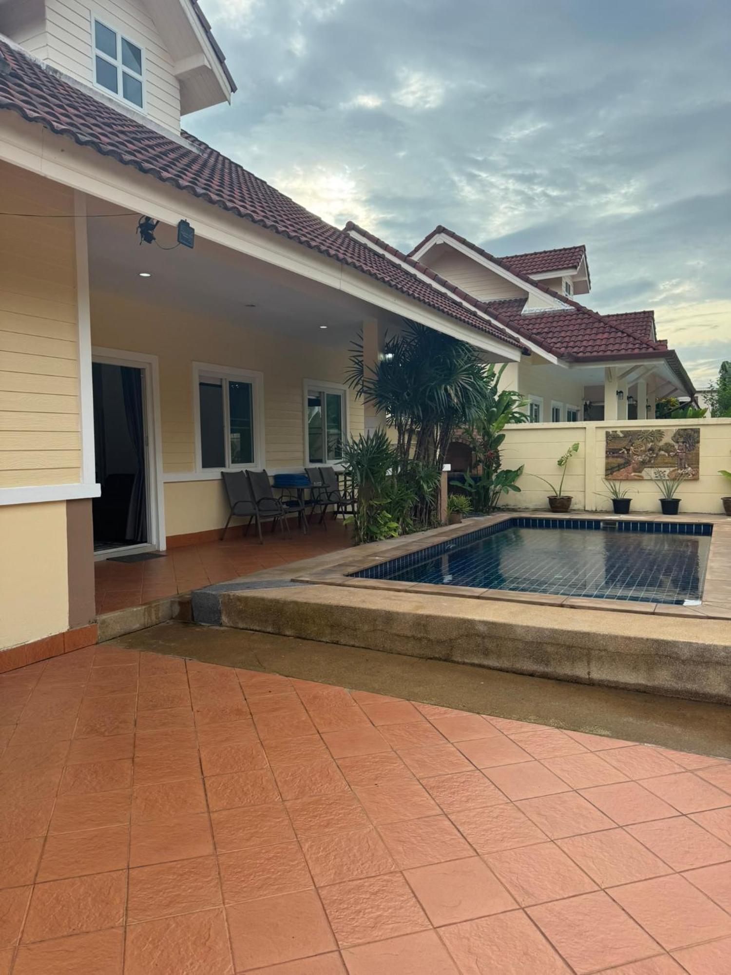 Relax Private Pool Villas - 4 Bedroom Villas Ao Nang Eksteriør bilde